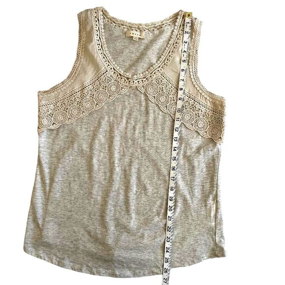 Adiva Top in a Heather Gray with Cream Lace Size Large - Picture 5 of 5